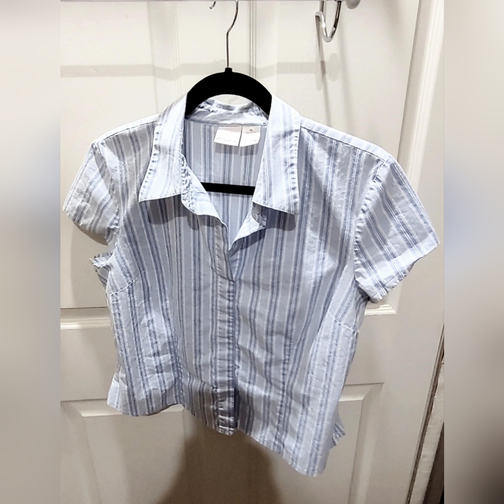 Junior's size Shirt